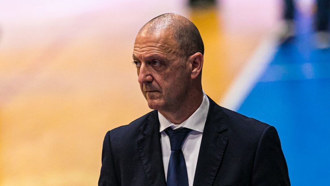 Il coach Franco gramenzi che dopo due anni è tornato sulla panchina del Latina Basket