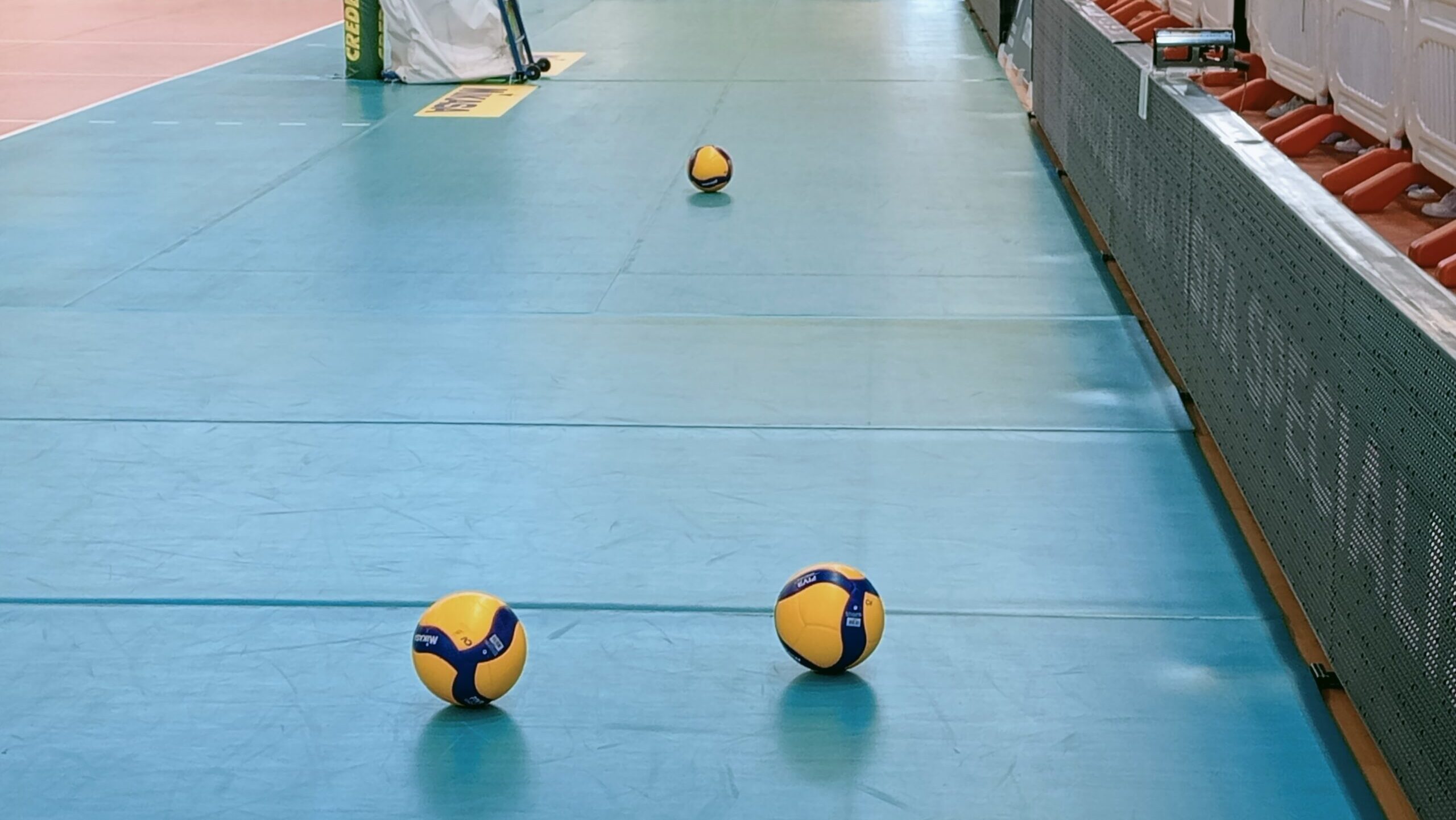 I palloni utilizzati nel campionato di SuperLega e che verranno impiegati anche nella stagione 25/26 di cui è stato svelato il calendario e anche Cisterna Volley ha conosciuto i suoi avversari. per la formazione laziale ancora esordio casalingo contro Trento per il terzo anno di fila