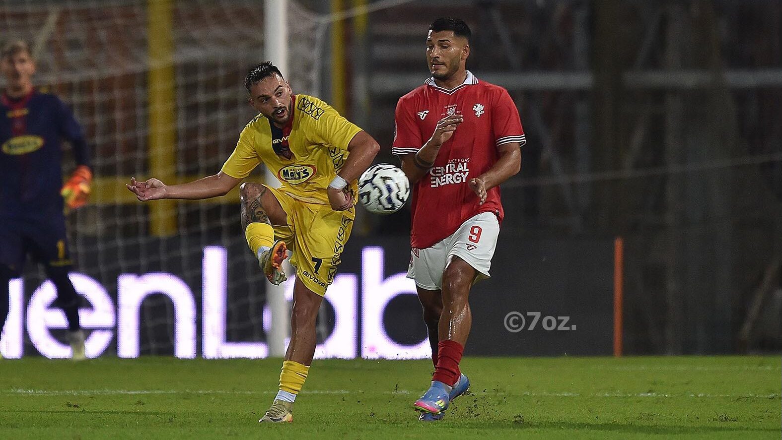 Un'immagine della sfida della 1^ giornata del campionato di Serie C tra Perugia e Guidonia finita 0-0. I laziali hanno anche sbagliato un calcio di rigore nel primo tempo