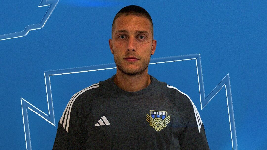 Giacomo Parigi nuovo attaccante del Latina Calcio. Nell'ultima stagione giocava a Rimini dove ha segnato 14 gol e 8 assist. Insieme a lui è arrivato in nerazzurro anche il centrocampista Denis Hergeligiu che vanta oltre 130 partite con la Feralpi Salò