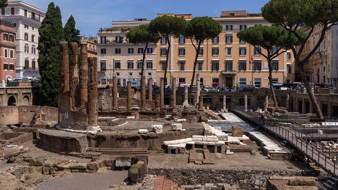 Largo Argentina a Roma. Anche nella Città Eterna sarà possibile visitare i musei gratis domenica 7 settembre