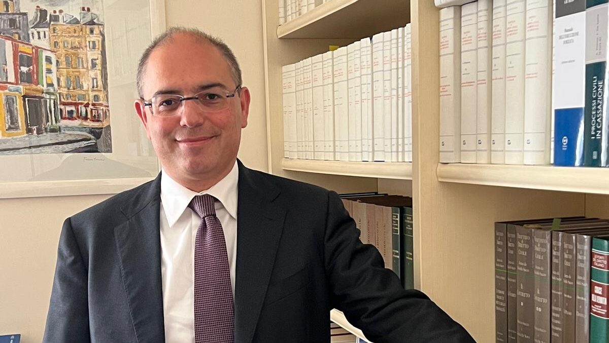 Michele Venturiello nuovo assessore del Comune di Guidonia Montecelio. Il sindaco Lombardo gli ha assegnato ben dieci deleghe: Cultura, Politiche Giovanili, Istruzione, Pubblica Istruzione, Turismo, Innovazione, Commercio, Attività Produttive e SUAP, Servizi Demografici e Affari Generali