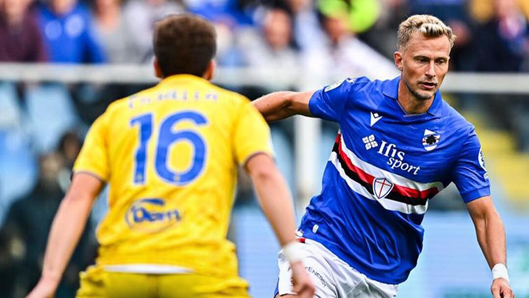 Nella 9^ giornata di Serie B Sampdoria e Frosinone pareggiano 1-1. Ciociari in vantaggio nel primo tempo e ripresi nel secondo. A Zilli risponde Coda. I ciociari salgono a 15 punti