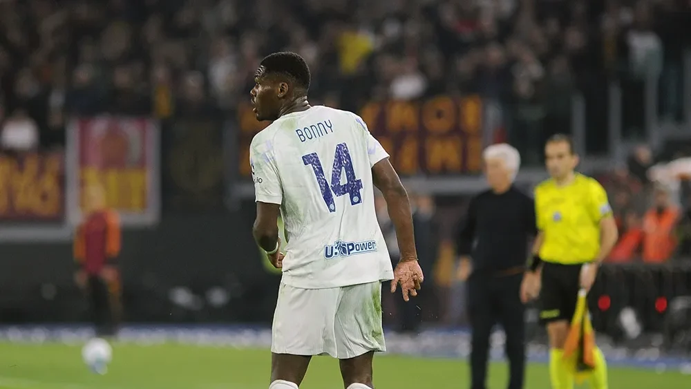 I giallorossi perdono in casa nella 7^ giornata di Serie A. Roma-Inter finisce 0-1 grazie ad un gol di Bonny in avvio