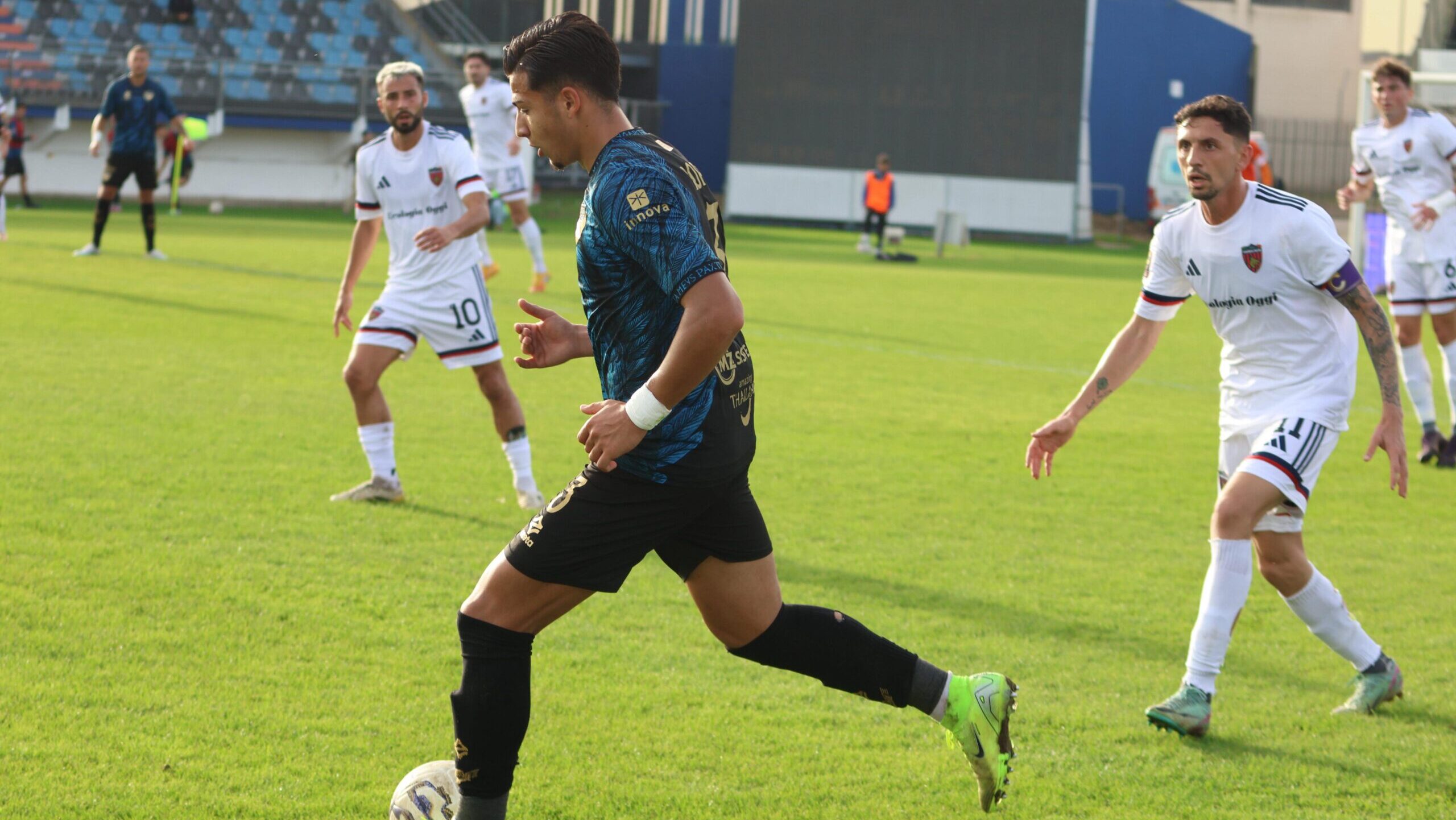 Seconda sconfitta consecutiva nel campionato di Serie C per il Latina che viene battuto in casa dal Cosenza per 0-1