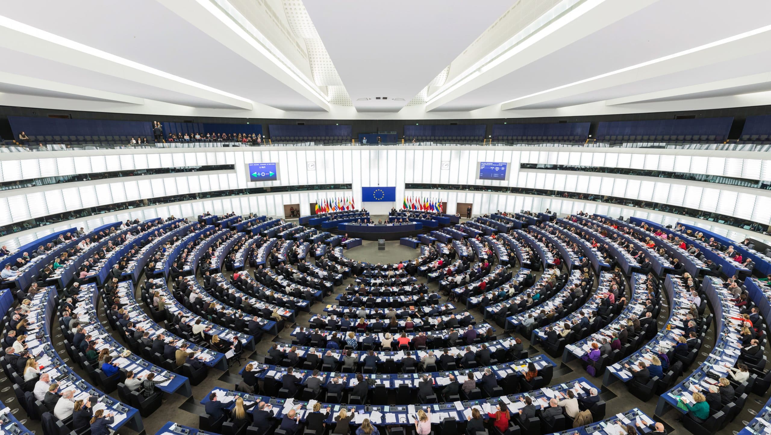 European_Parliament_Strasbourg_Hemicycle_-_Diliff-scaled