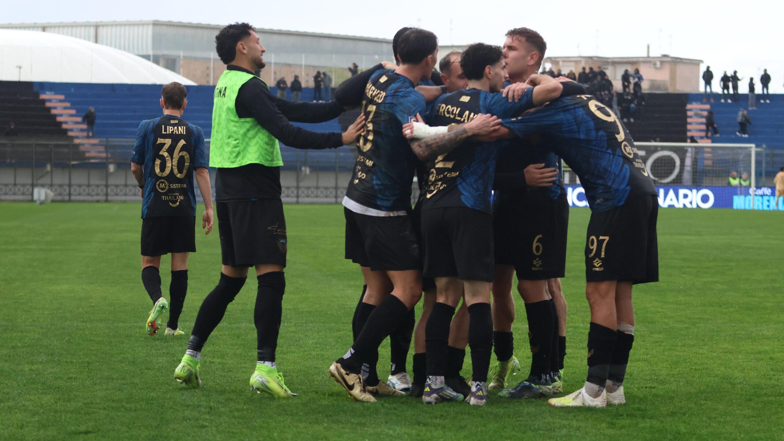 Il Latina supera il Foggia 2-0 nell'anticipo di Serie C e si avvicina alla zona playoff del Girone C. Ora la Coppa Italia
