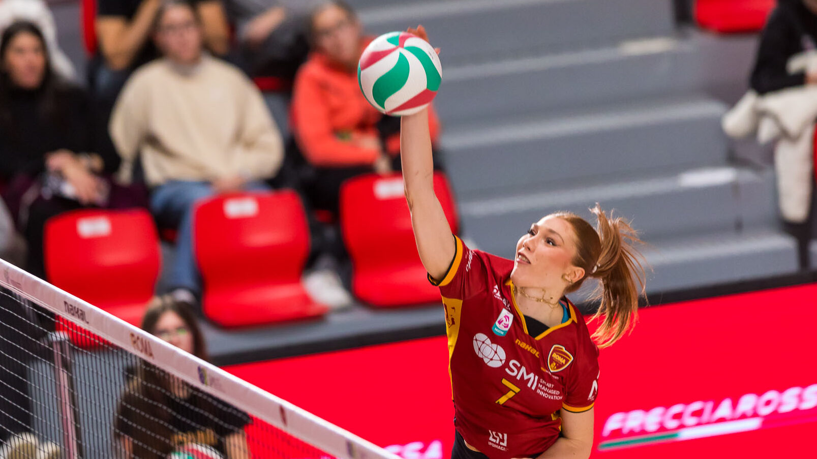 Torna in campo per il turno infrasettimanale la Serie A2 di pallavolo femminile e una delle sfide è quella tra Brescia e Roma Volley