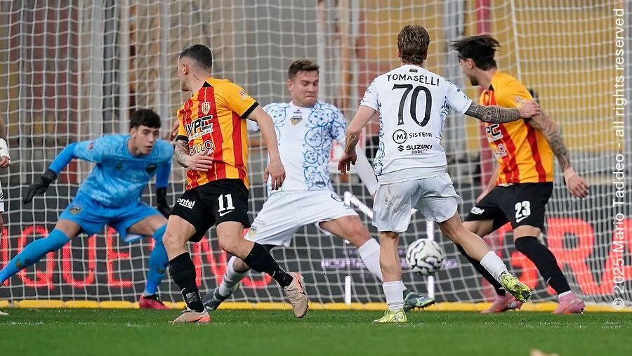 Il Latina trova un punto prezioso dalla trasferta di Benevento dove pareggia per 1-1 nella sfida valida per la 27^ giornata di Serie C