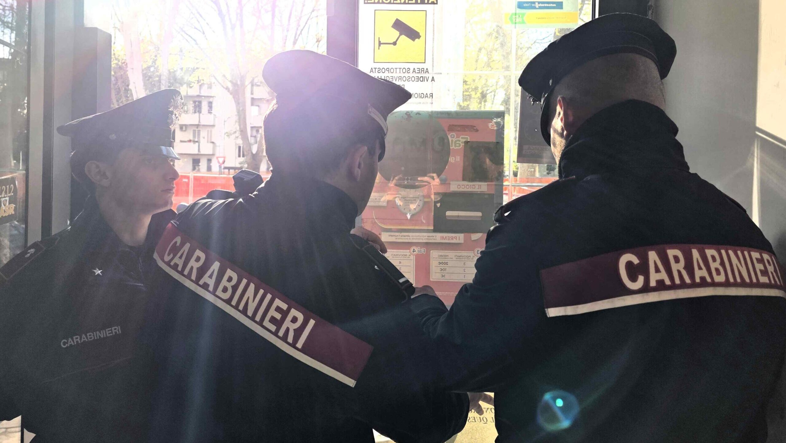 Un provvedimento di sospensione della licenza è stato notificato ad un bar del Quarticciolo a seguito dei controlli effettuati nella zona