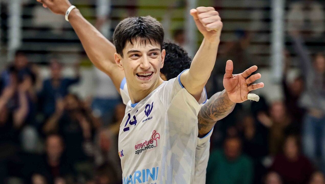 Il centrale di Cisterna Volley è stato convocato per il primo collegiale di stagione della Nazionale maschile U22: soddisfazione per Tosti