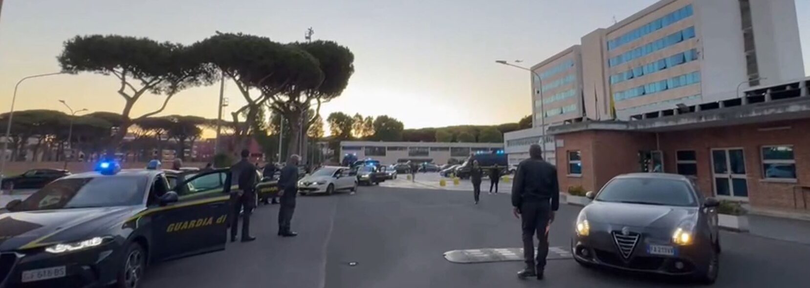Maxi-operazione volta al contrasto degli stupefacenti ad Ostia che ha portato a 26 arresti nella zona delle "Case Rosse"