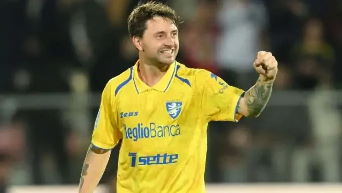 Il Frosinone riscatterà Giacomo Calò che così sarà giallazzurro anche in Serie A per lui contratto pluriennale