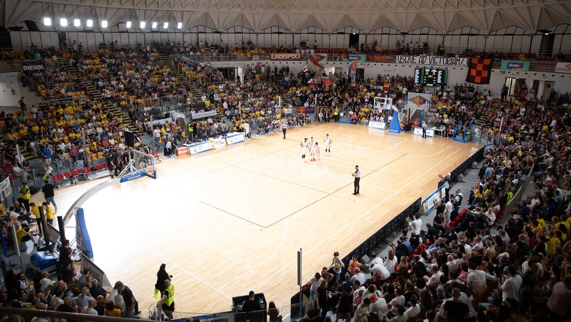 Gara decisiva per la Serie B nazionale di basket con Virtus Roma e T Tecnica Montecatini che si giocano la promozione in A2