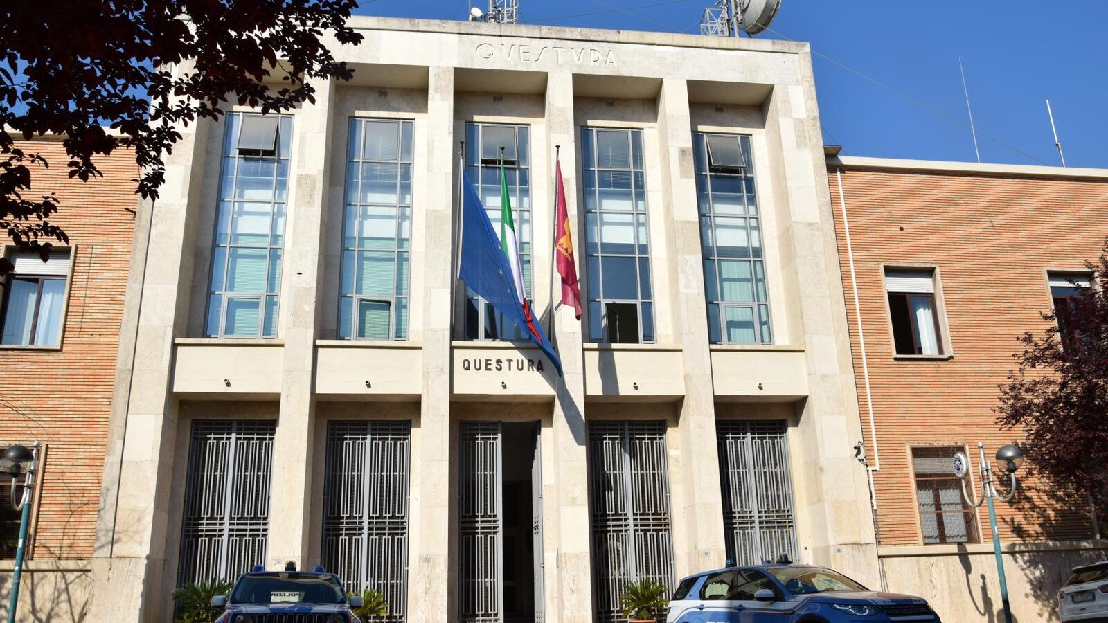 La polizia di Stato ha sventato una truffa ai danni di un'anziana a Latina salvando 98.000 euro dalle mani dei malviventi