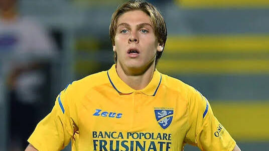 Alessio Zerbin sta per tornare a vestirsi di giallazzurro e dunque tornerà a giocare con il Frosinone, stavolta in Serie A