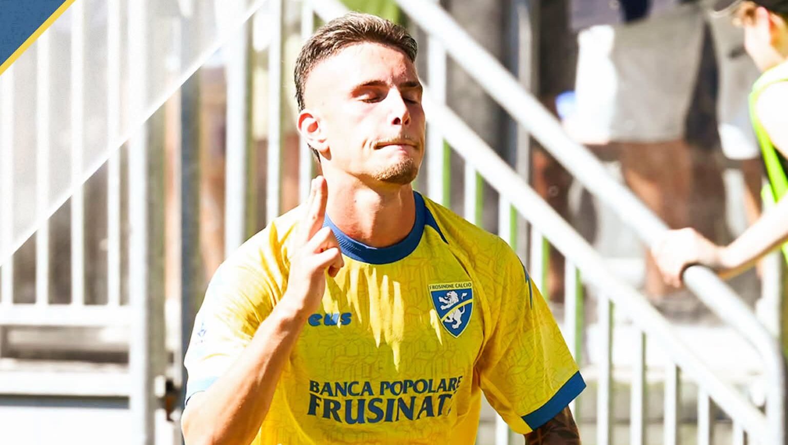 L'attaccante del Frosinone Antonio Raimondo è stato sottoposto agli esami strumentali dopo l'infortunio con l'Under 21