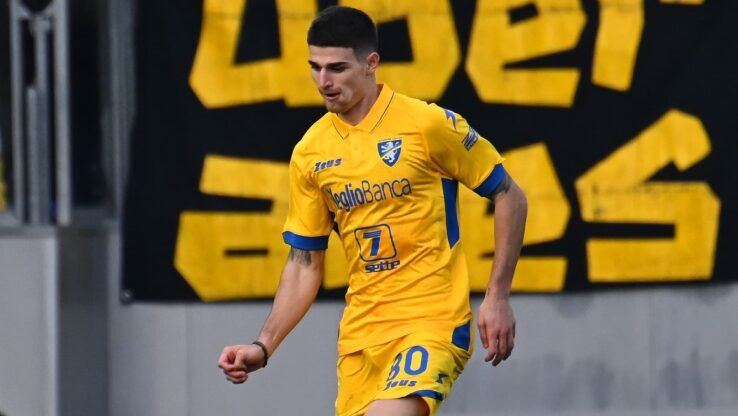 Il Frosinone saluta Ilias Koutsoupias, uno dei protagonisti dell'ultima promozione in A che passa all'Anderlecht: i dettagli