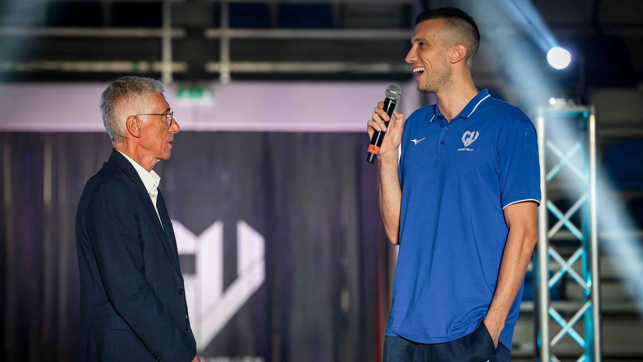 Il centrale di Cisterna Volley lancia un appello ai tifosi a pochi giorni dall'inizio del campionato. Eccole parole di Mazzone